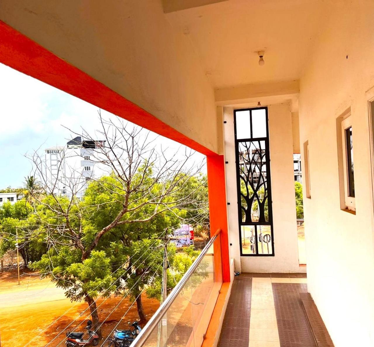 Asshappystayinn Hotel Tiruchirappalli Exteriér fotografie
